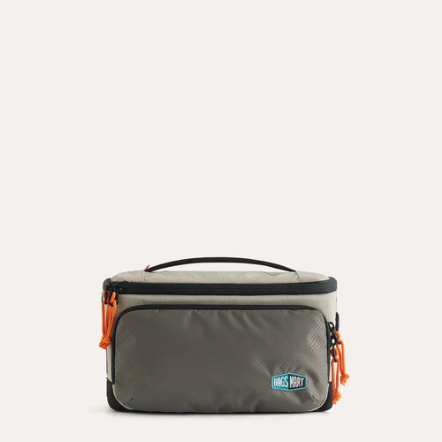 Blast 4.5L Hanging Toiletry Bag