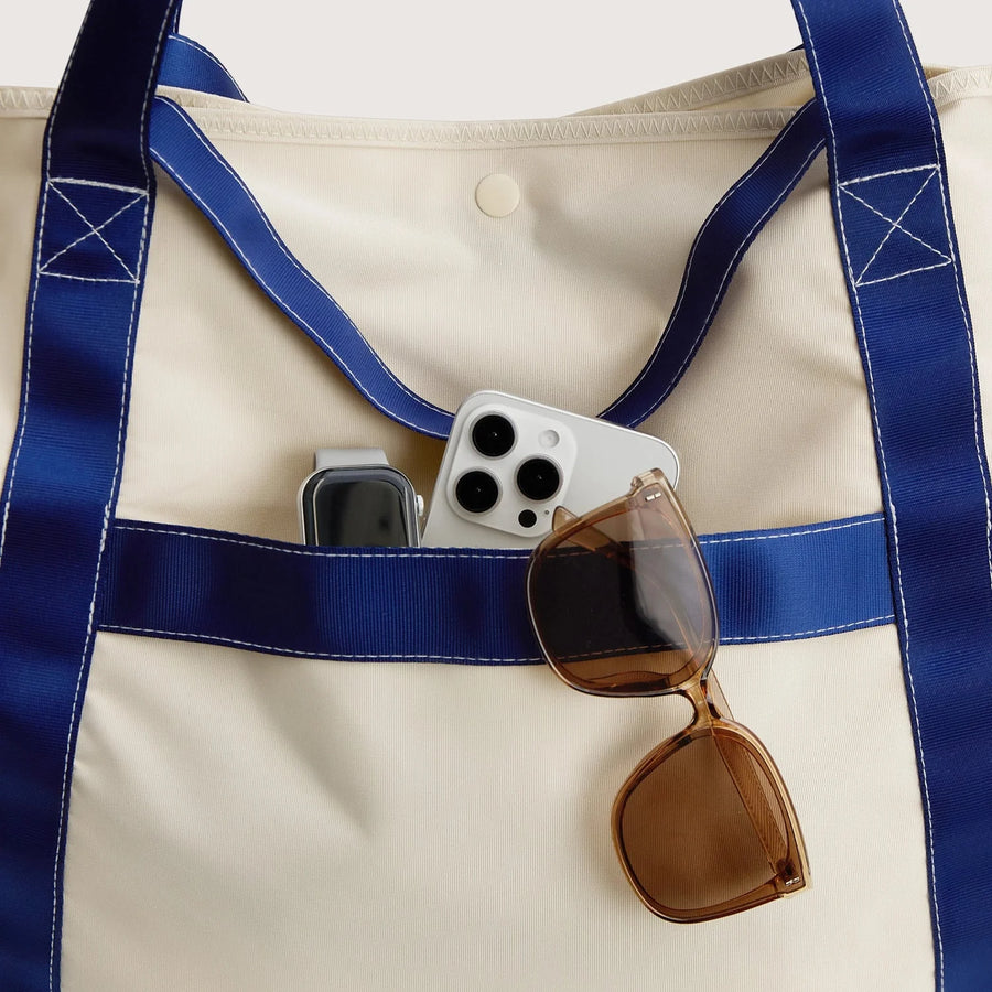 Coast 40L Tote BAGSMART