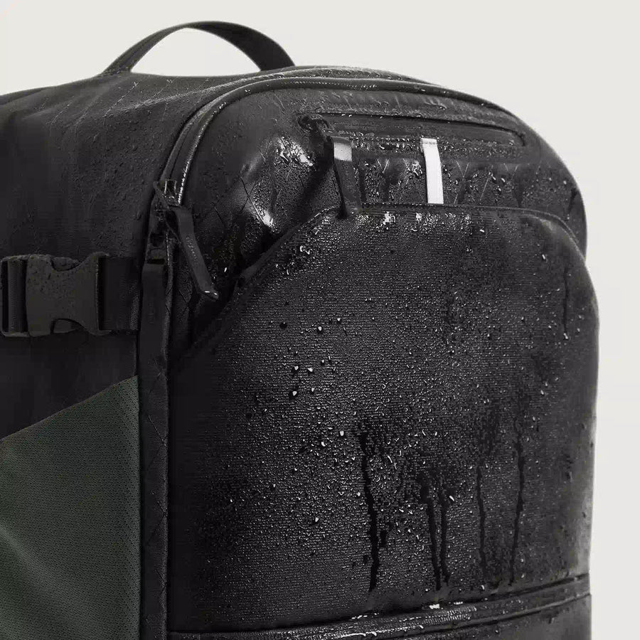 Dense 40L Travel Pack