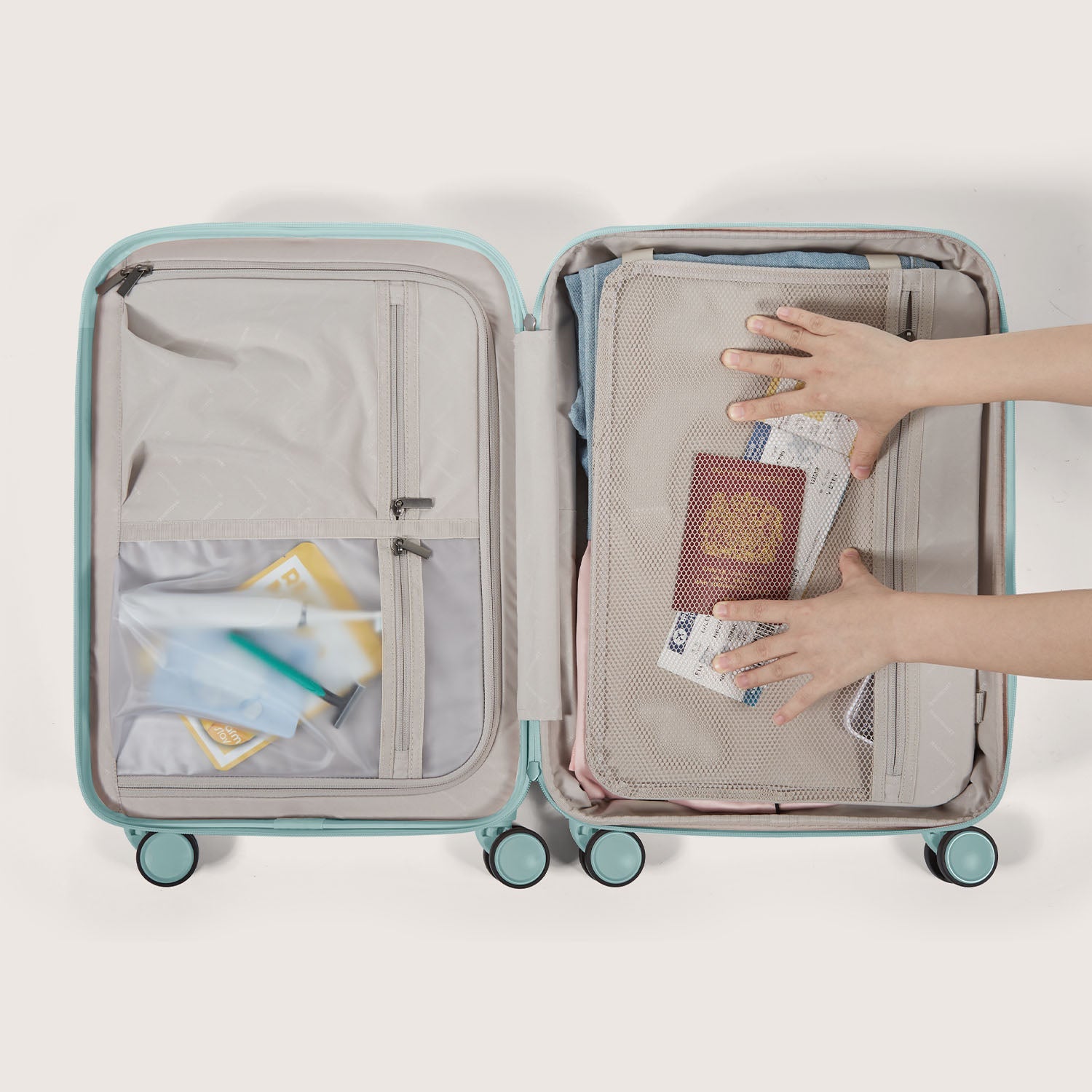 Women_Travel_carry_on_luggage_green