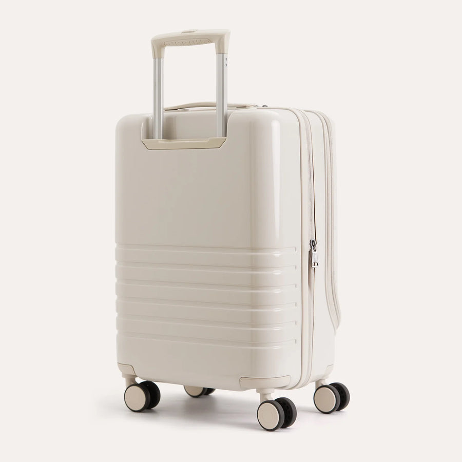 Getaway 20'' Carry-on: Front-Opening
