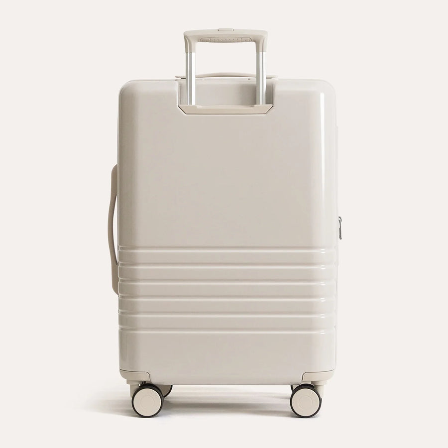 Getaway 24" Check-in: Side-Opening