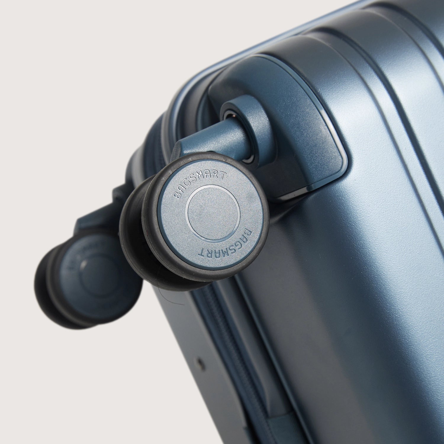 Getaway 26" Check-In