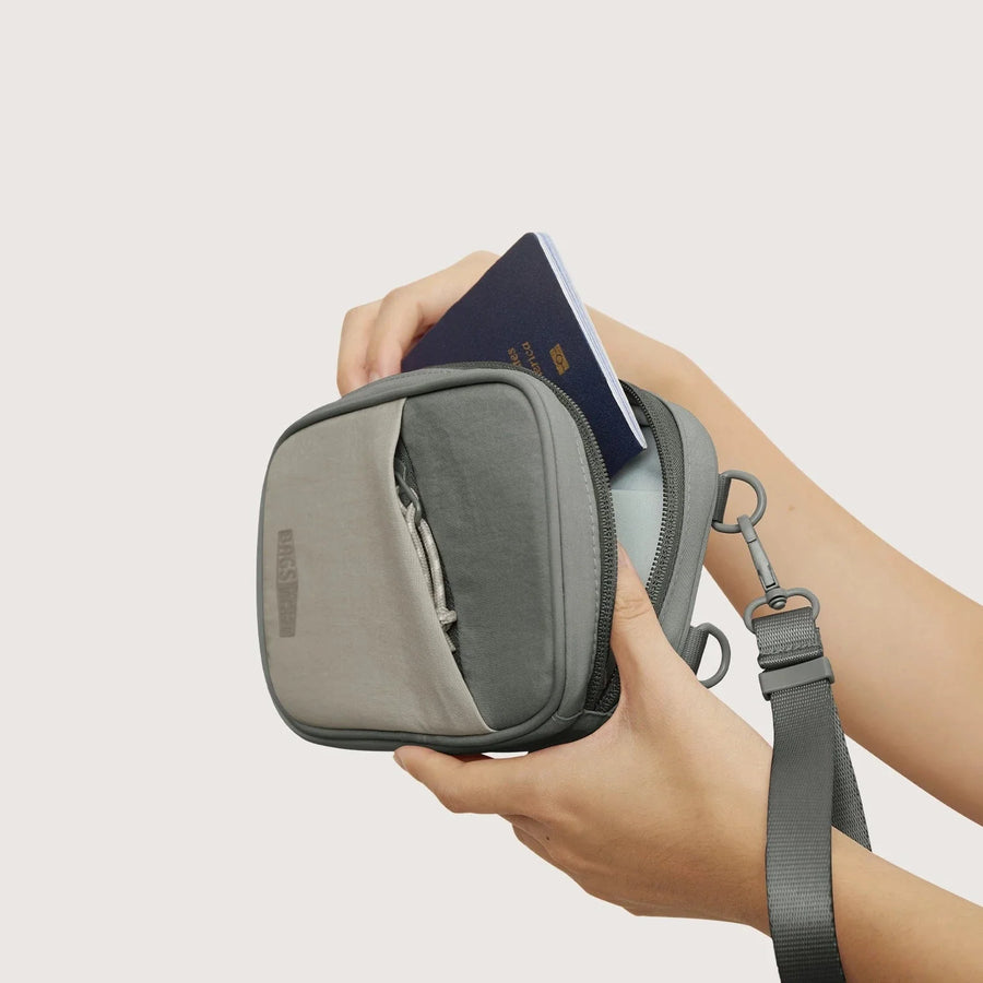 Crush Passport Holder BAGSMART
