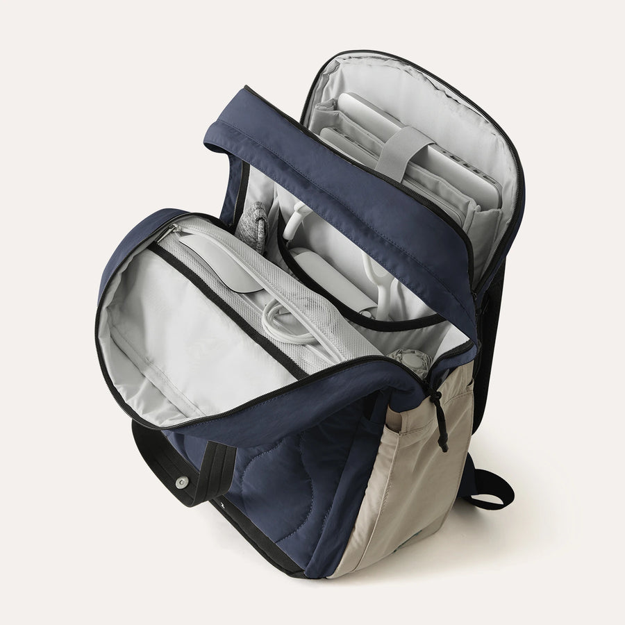 Paz 28L Backpack