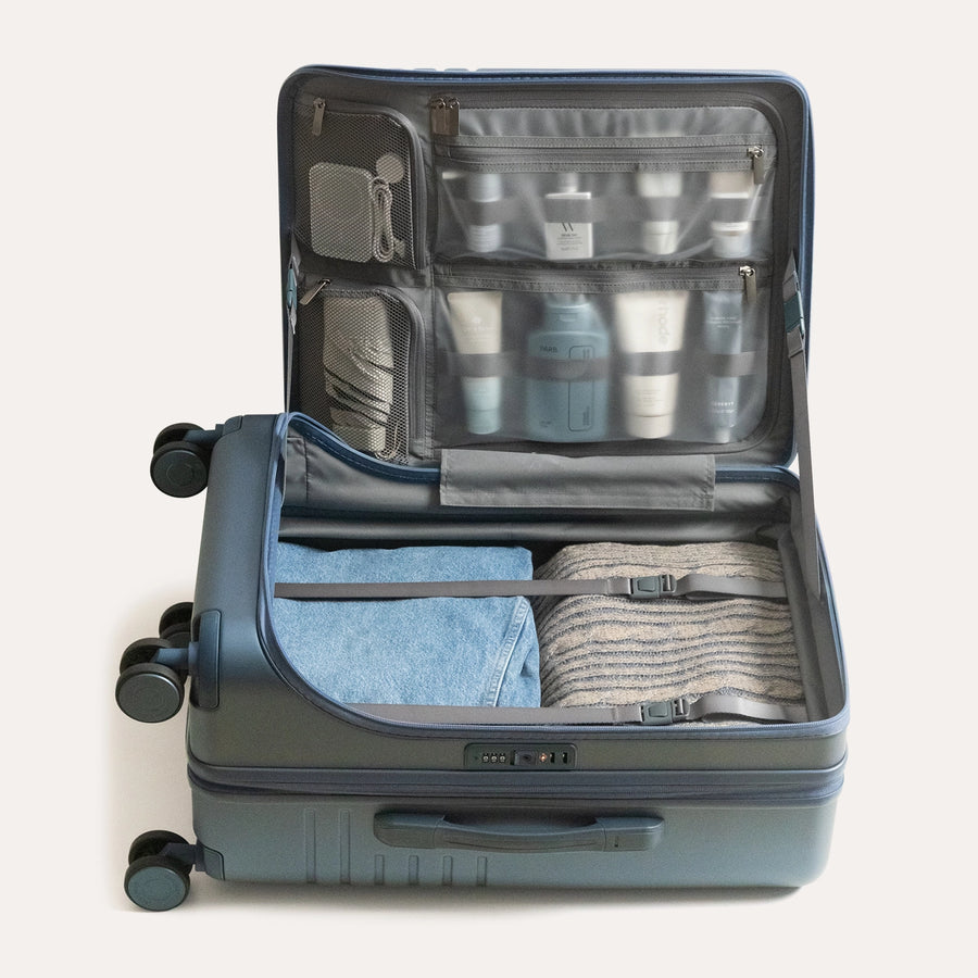 Getaway 24" Check-in: Side-Opening