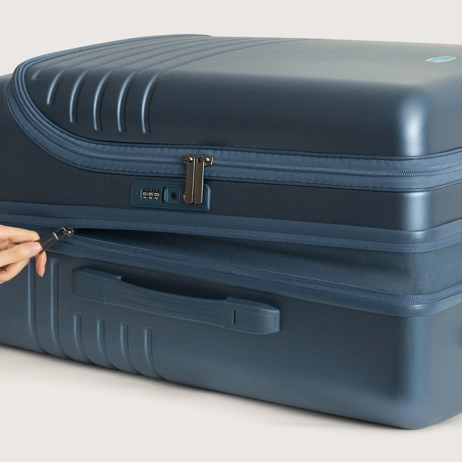 Getaway 24" Check-in: Side-Opening