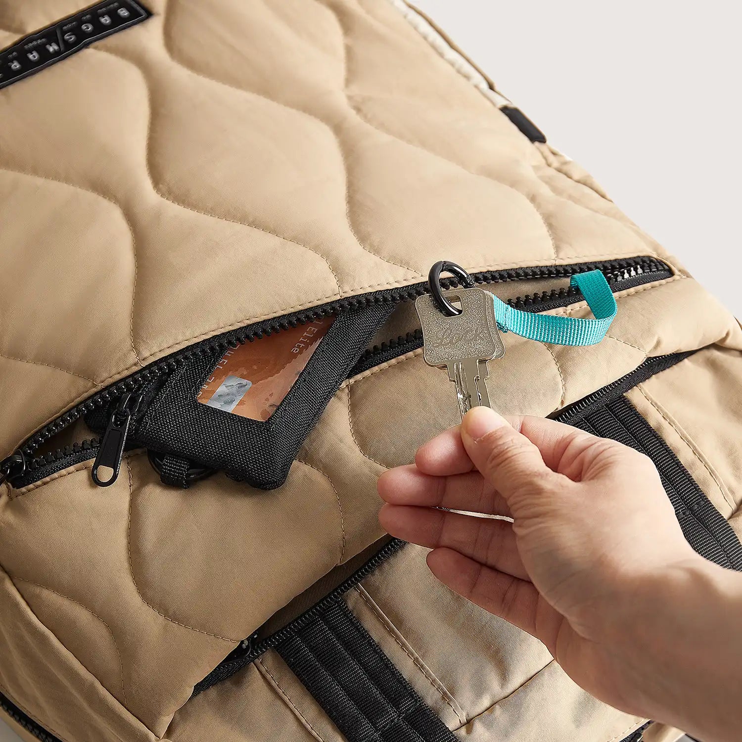 Paz 23L Work Backpack