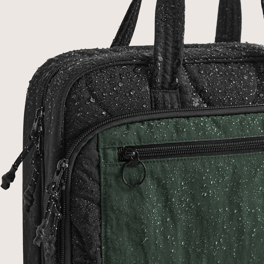 Paz Hanging Toiletry Bag