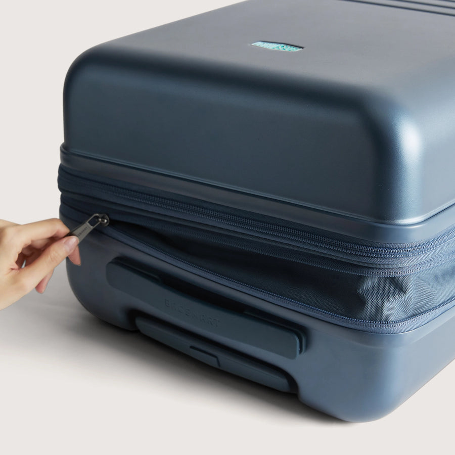 Getaway 26" Check-In